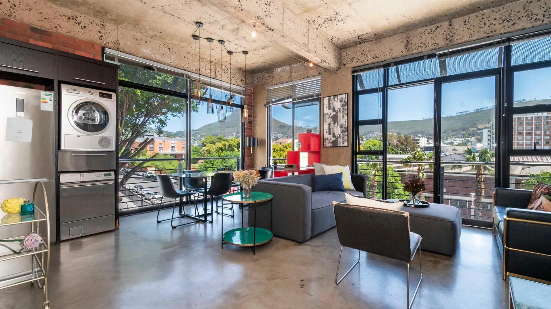 Manhattan-Style 2-Bedroom Apartment Ciudad del Cabo