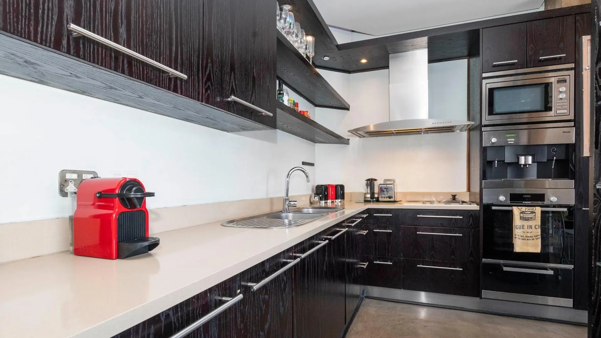 Manhattan-Style 2-Bedroom Apartment Ciudad del Cabo 0*,